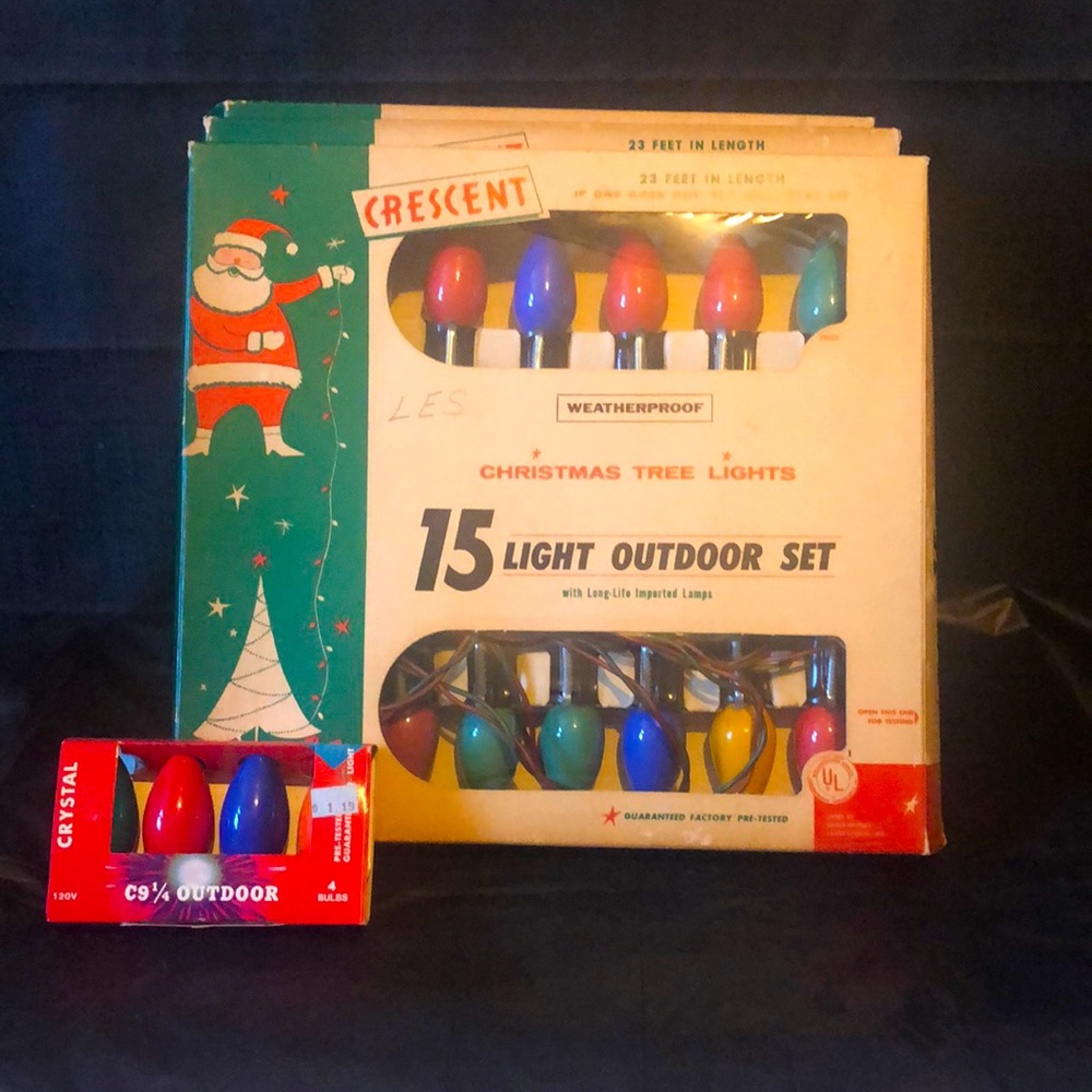 Christmas lights multi colored VTG USA 15 lights 23 feet long EUC - Picture 1 of 8